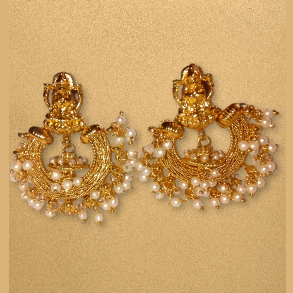 Party Wear Round Peacock Design Diamond Earrings, 17.26 Grams, 14 Kt at Rs  88580/pair in Surat